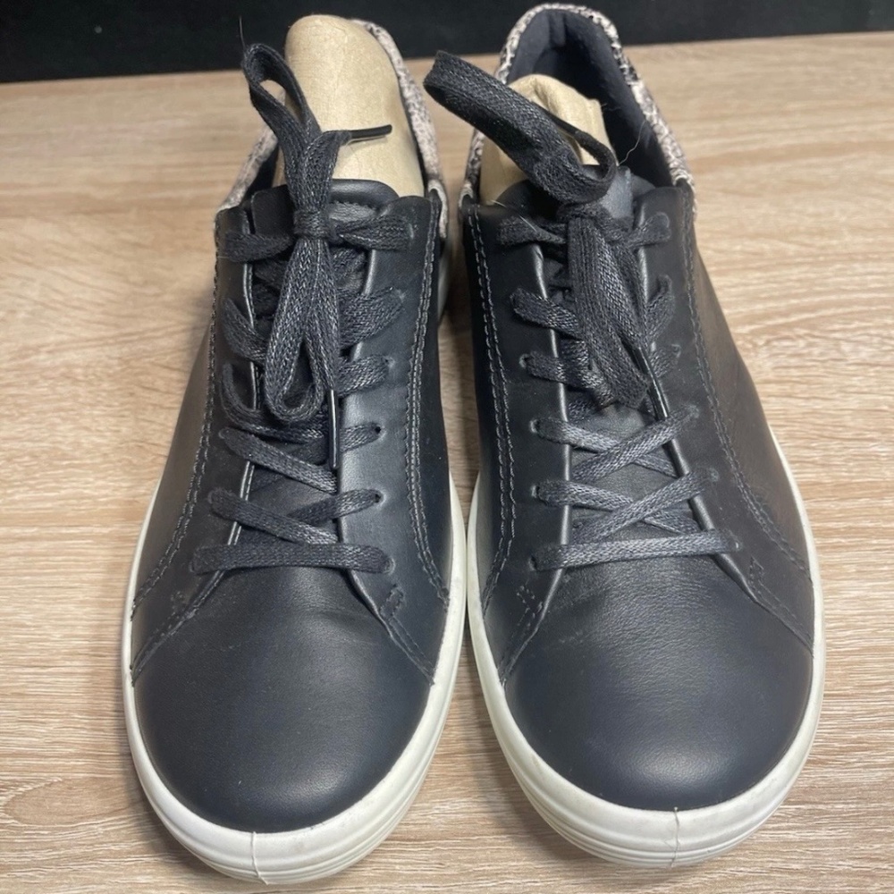ECCO Soft 7 Black Leather Sneakers Women's 9-9.5US Casual Shoes